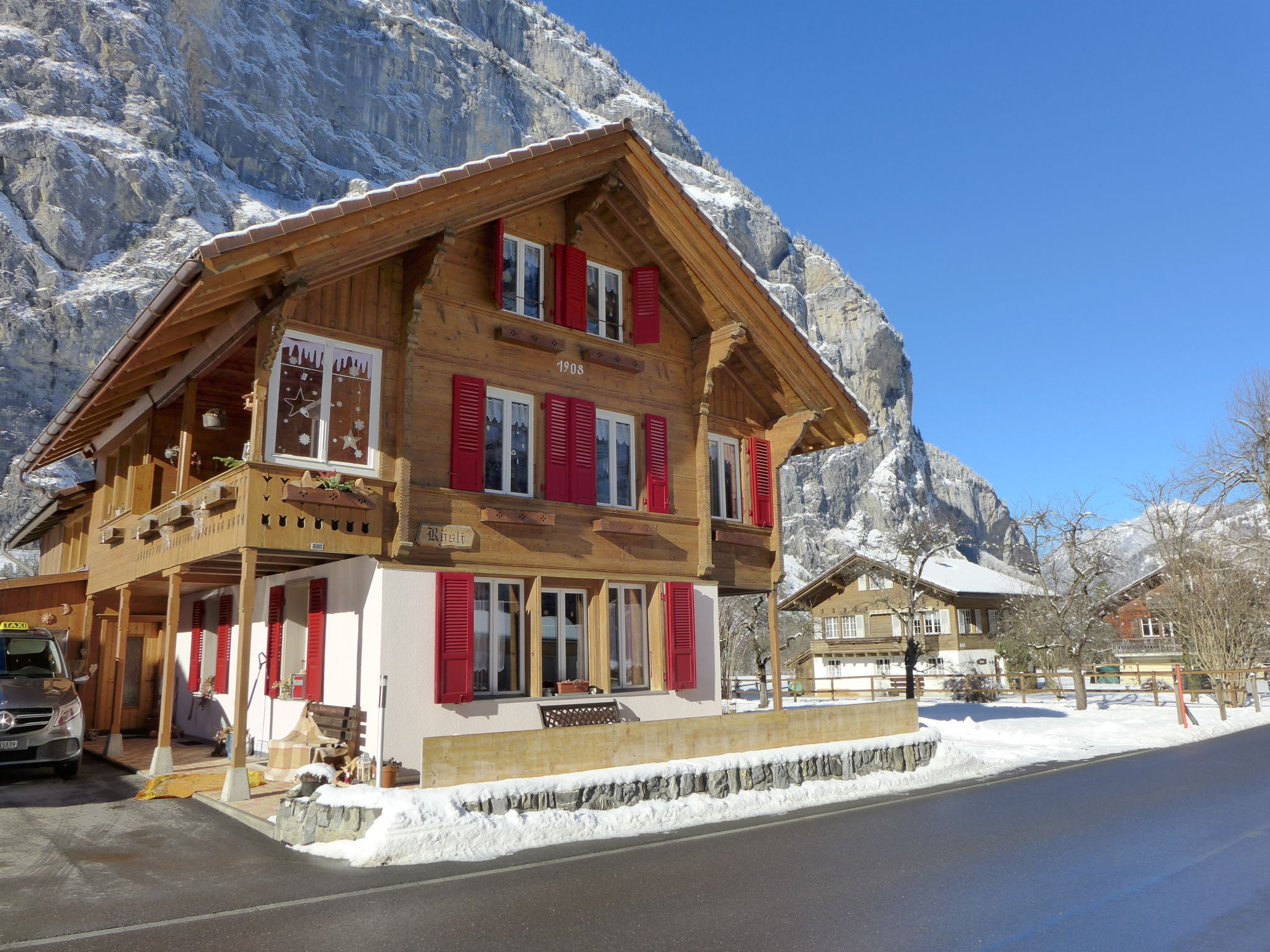 Foto 21 - Apartamento em Lauterbrunnen com jardim