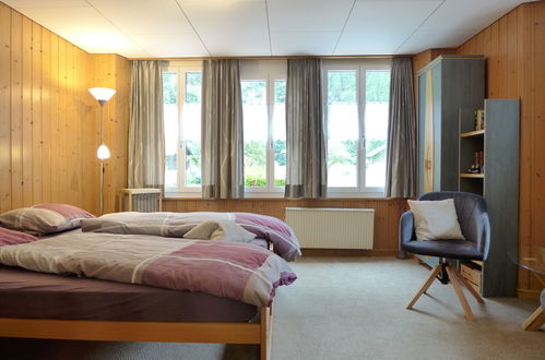 Foto 6 - Apartamento em Lauterbrunnen com jardim