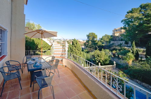 Foto 6 - Casa de 3 quartos em Calp com piscina privada e vistas do mar