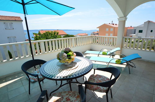 Photo 8 - 1 bedroom Apartment in Okrug with garden and sea view