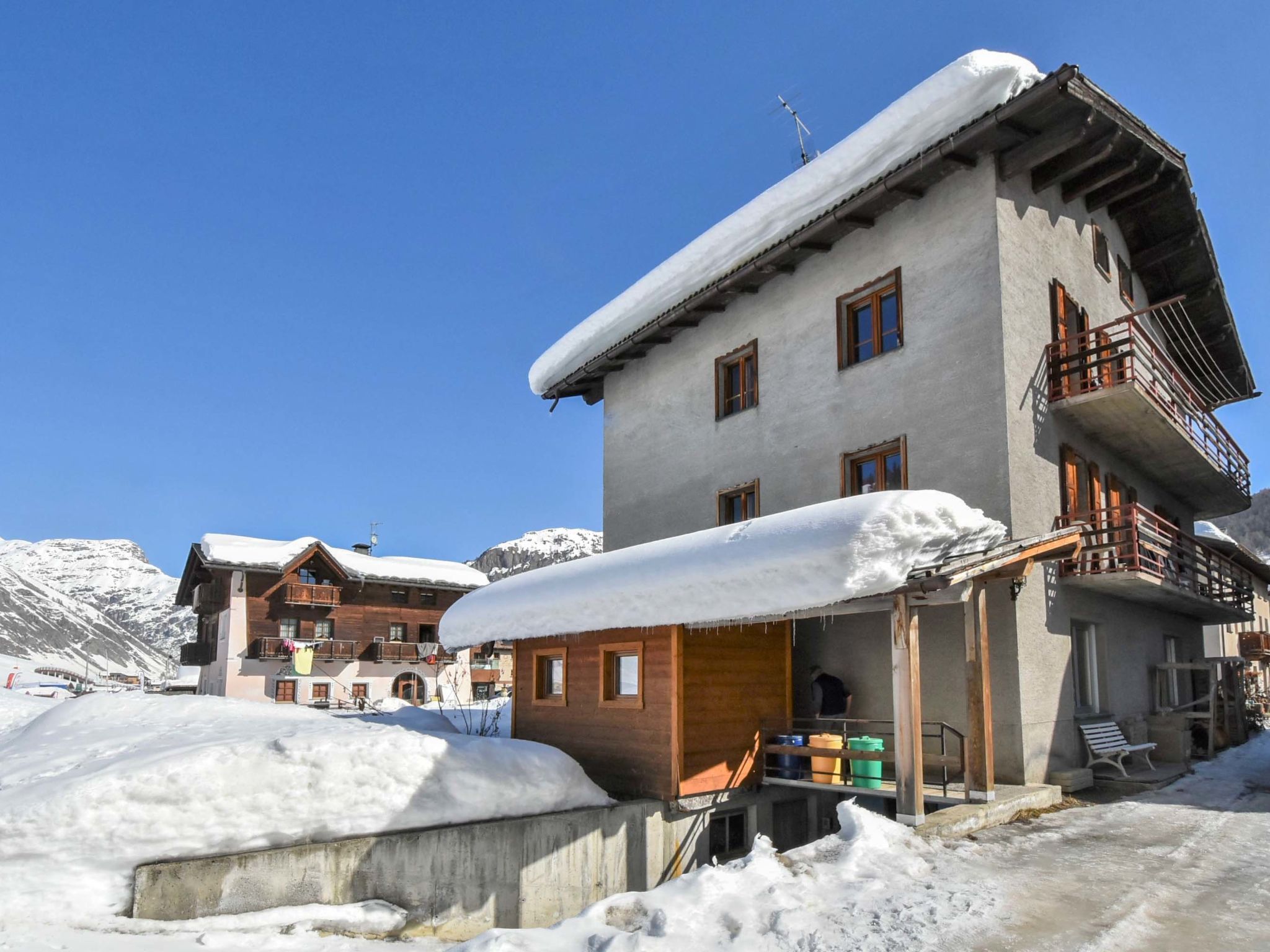 Foto 13 - Apartamento de 3 habitaciones en Livigno con vistas a la montaña