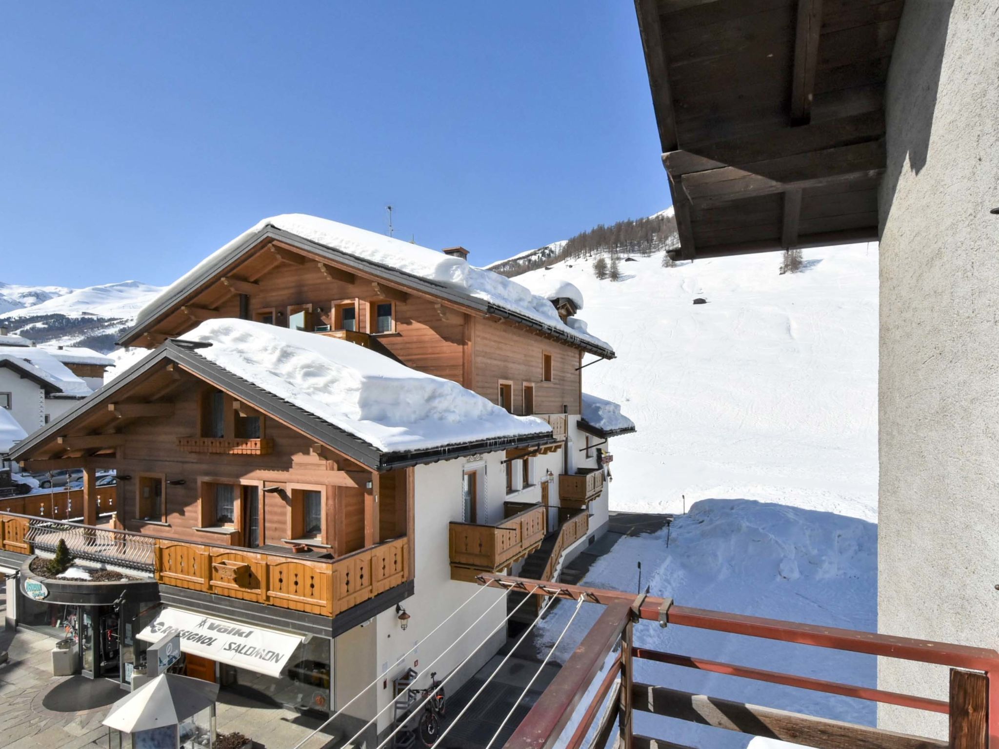 Photo 17 - Appartement de 3 chambres à Livigno avec vues sur la montagne