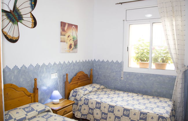 Casa de 7 quartos em Camarles com piscina privada e jardim - Foto 16