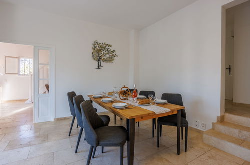 Photo 21 - 4 bedroom House in Saint-Hilaire-d'Ozilhan with private pool and garden