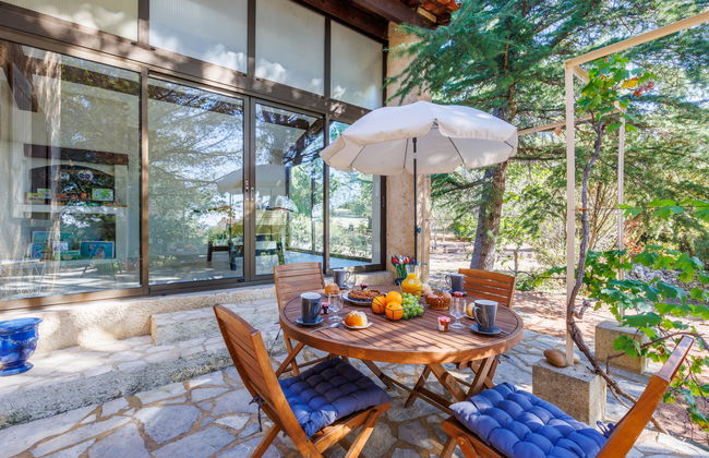 Casa de 5 quartos em Saint-Hilaire-d'Ozilhan com piscina privada e jardim - Foto 5