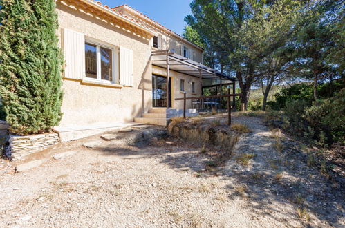 Photo 33 - Maison de 4 chambres à Saint-Hilaire-d'Ozilhan avec piscine privée et jardin