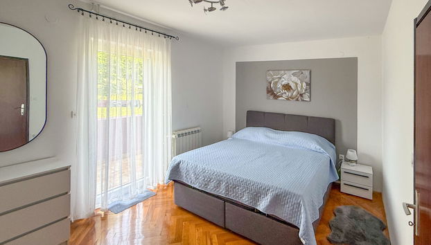 Apartamento de 2 quartos em Marčana com jardim e terraço - Foto 3