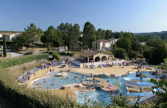 Apartamento de 2 quartos em Salavas com piscina e terraço - Foto 4