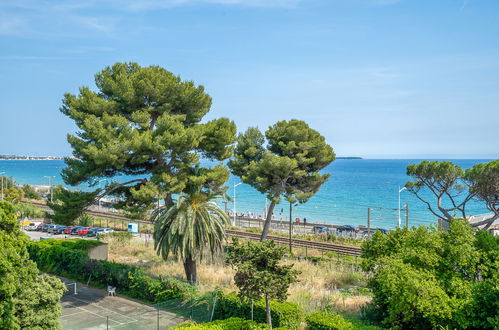 Foto 17 - Apartamento en Cannes con jardín y terraza