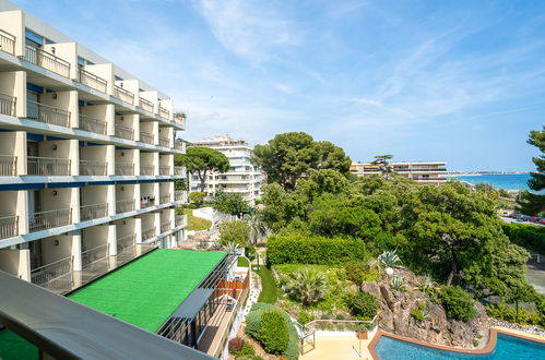 Foto 18 - Apartamento em Cannes com jardim e terraço