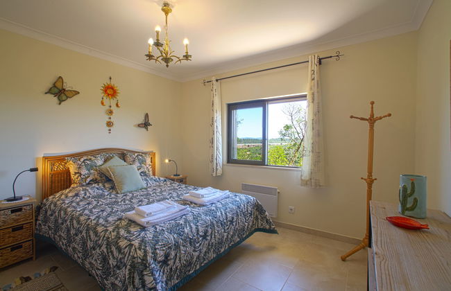 3 bedroom House in Lagos with swimming pool and garden - Photo 5