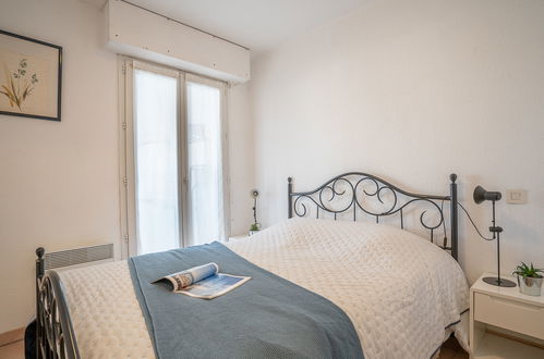 Foto 4 - Appartamento con 1 camera da letto a Fréjus con terrazza