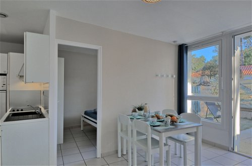Photo 8 - 1 bedroom House in Saint-Hilaire-de-Riez with swimming pool and sea view