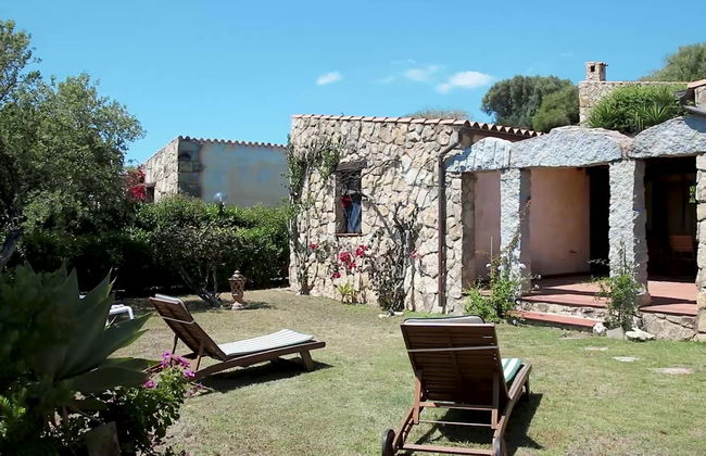 Casa de 3 quartos em Castiadas com jardim e terraço - Foto 5