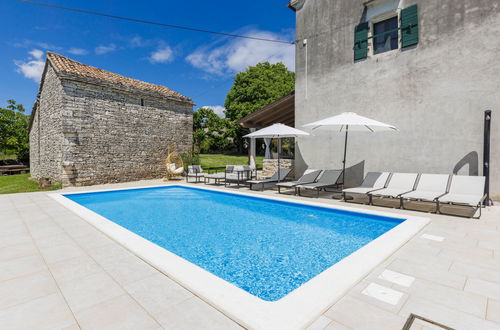 Foto 50 - Casa de 3 quartos em Žminj com piscina privada e jardim