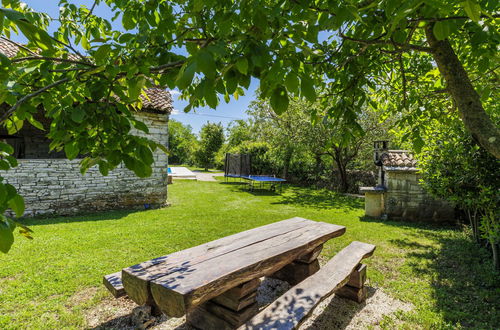 Foto 56 - Casa de 3 quartos em Žminj com piscina privada e jardim