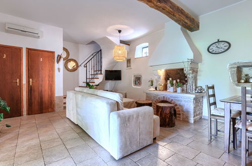 Foto 13 - Casa de 3 quartos em Žminj com piscina privada e jardim