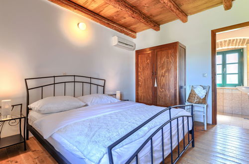 Foto 26 - Casa de 3 quartos em Žminj com piscina privada e jardim