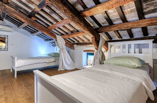 Foto 41 - Casa de 3 quartos em Žminj com piscina privada e jardim