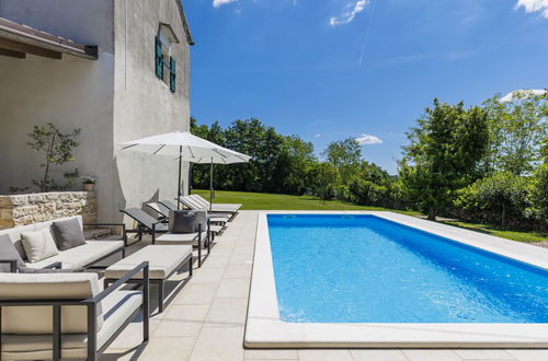 Foto 52 - Casa de 3 quartos em Žminj com piscina privada e jardim