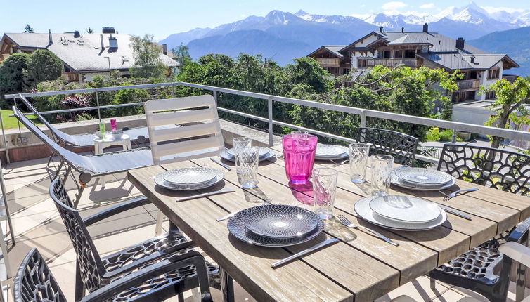 Photo 1 - Appartement de 2 chambres à Crans-Montana avec piscine et sauna