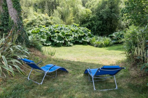 Foto 6 - Casa con 4 camere da letto a Gouesnach con giardino e vista mare