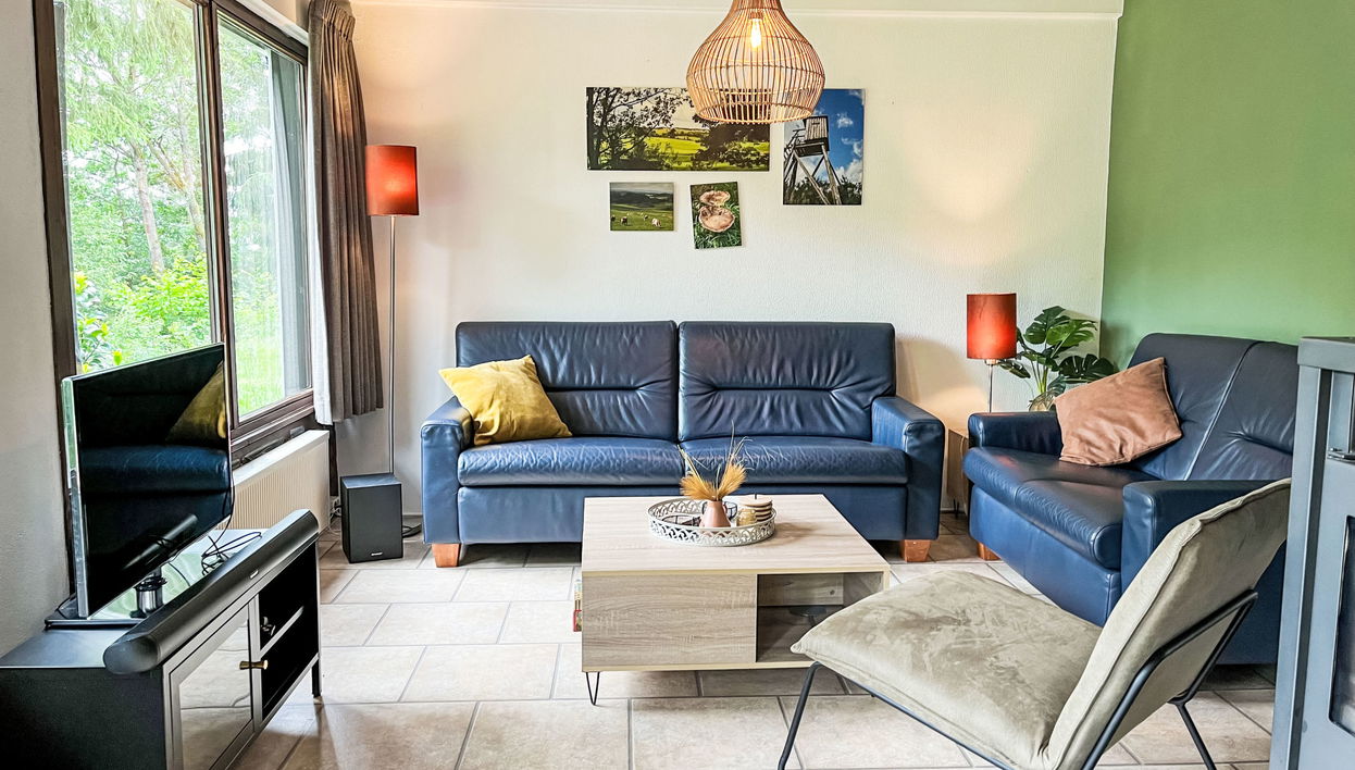 Casa de 4 quartos em Frankenau com jardim e terraço - Foto 1