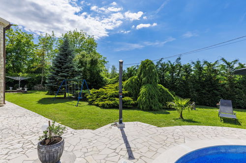 Foto 50 - Haus mit 5 Schlafzimmern in Labin mit privater pool und garten