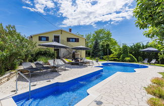 Foto 1 - Haus mit 5 Schlafzimmern in Labin mit privater pool und garten