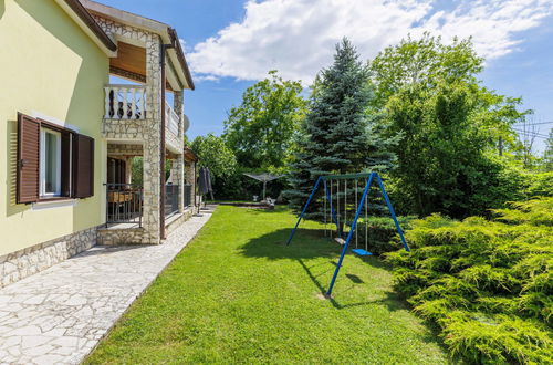 Foto 48 - Haus mit 5 Schlafzimmern in Labin mit privater pool und garten