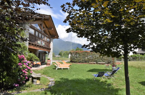 Photo 22 - Appartement de 2 chambres à Prata Camportaccio avec jardin et vues sur la montagne