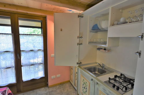 Photo 7 - 2 bedroom Apartment in Prata Camportaccio with garden