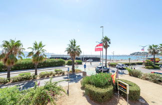 Photo 1 - Appartement de 1 chambre à Cavalaire-sur-Mer avec terrasse et vues à la mer