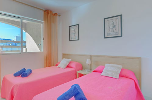 Foto 5 - Appartamento con 1 camera da letto a Calp con piscina e vista mare