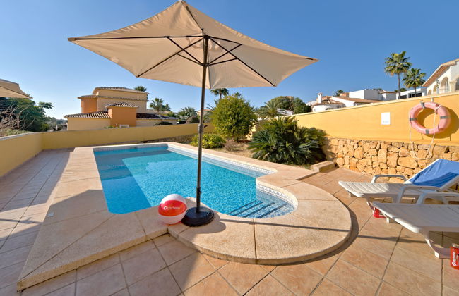 Casa de 6 quartos em Calp com piscina privada e jardim - Foto 31