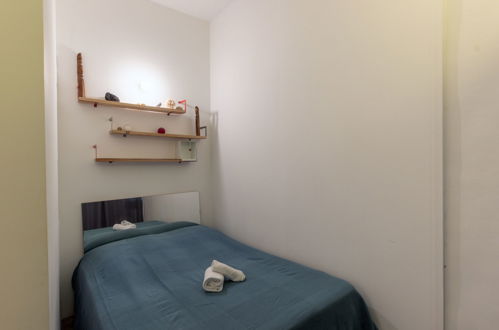 Foto 8 - Appartamento con 2 camere da letto a La Ciotat con vista mare