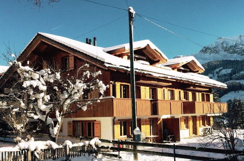 Foto 3 - Apartamento de 2 habitaciones en Adelboden con jardín