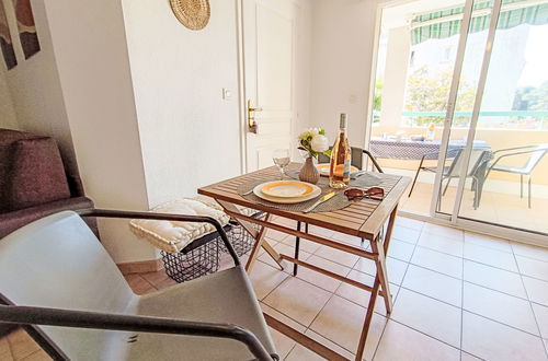 Photo 19 - Appartement de 1 chambre à Saint-Raphaël avec terrasse