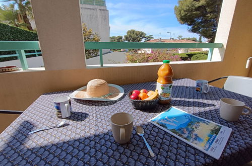 Photo 4 - Appartement de 1 chambre à Saint-Raphaël avec terrasse