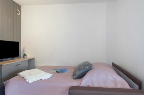 Foto 13 - Apartamento de 1 habitación en Saint-Raphaël con terraza y vistas al mar