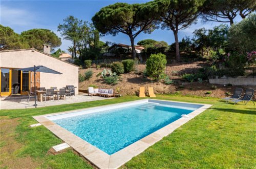 Foto 3 - Casa de 3 quartos em Sainte-Maxime com piscina privada e vistas do mar