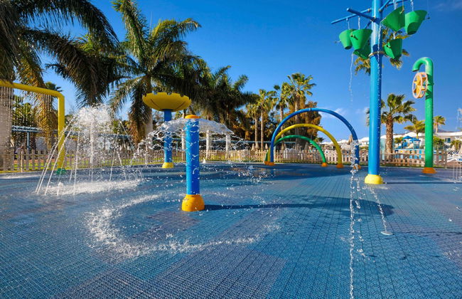 THB Tropical Island - Photo 12