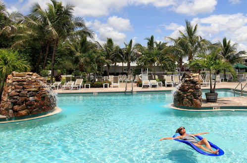 Photo 2 - GreenLinks Golf Villas at Lely Resort