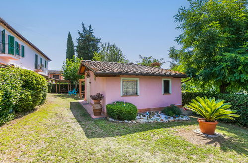 Foto 40 - Appartamento con 2 camere da letto a San Miniato con piscina e giardino