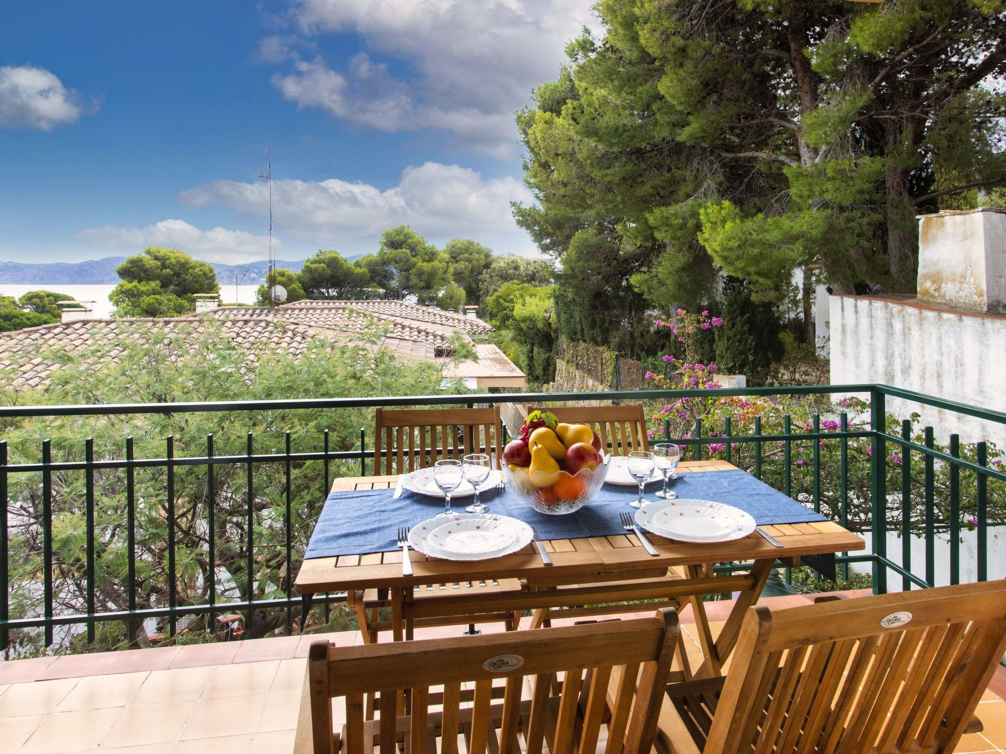 Photo 1 - 2 bedroom Apartment in Llançà with terrace and sea view