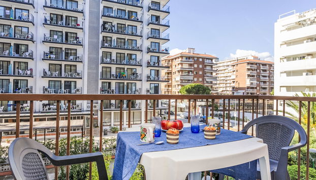 3 bedroom Apartment in Blanes with swimming pool and garden - Photo 2