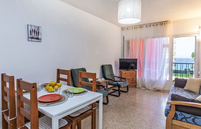 Apartamento de 3 quartos em Blanes com piscina e jardim - Foto 4