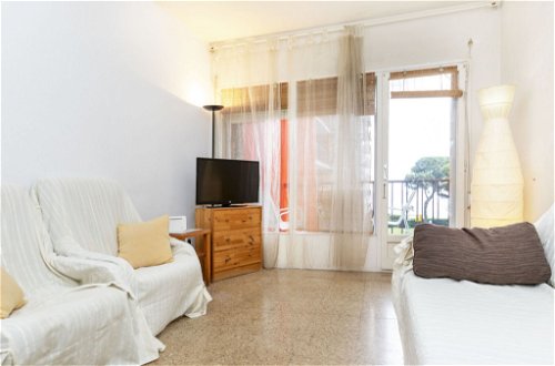 Photo 7 - 2 bedroom Apartment in Blanes with swimming pool and sea view