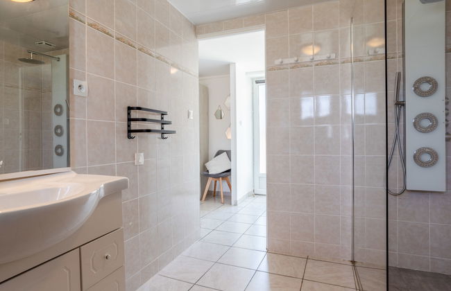 Maison de 1 chambre à Pirou avec jardin et terrasse - Photo 13