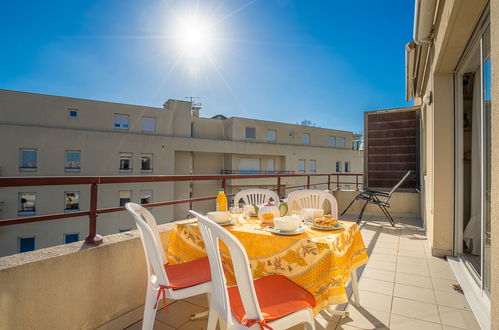 Photo 18 - 2 bedroom Apartment in Le Grau-du-Roi with terrace and sea view